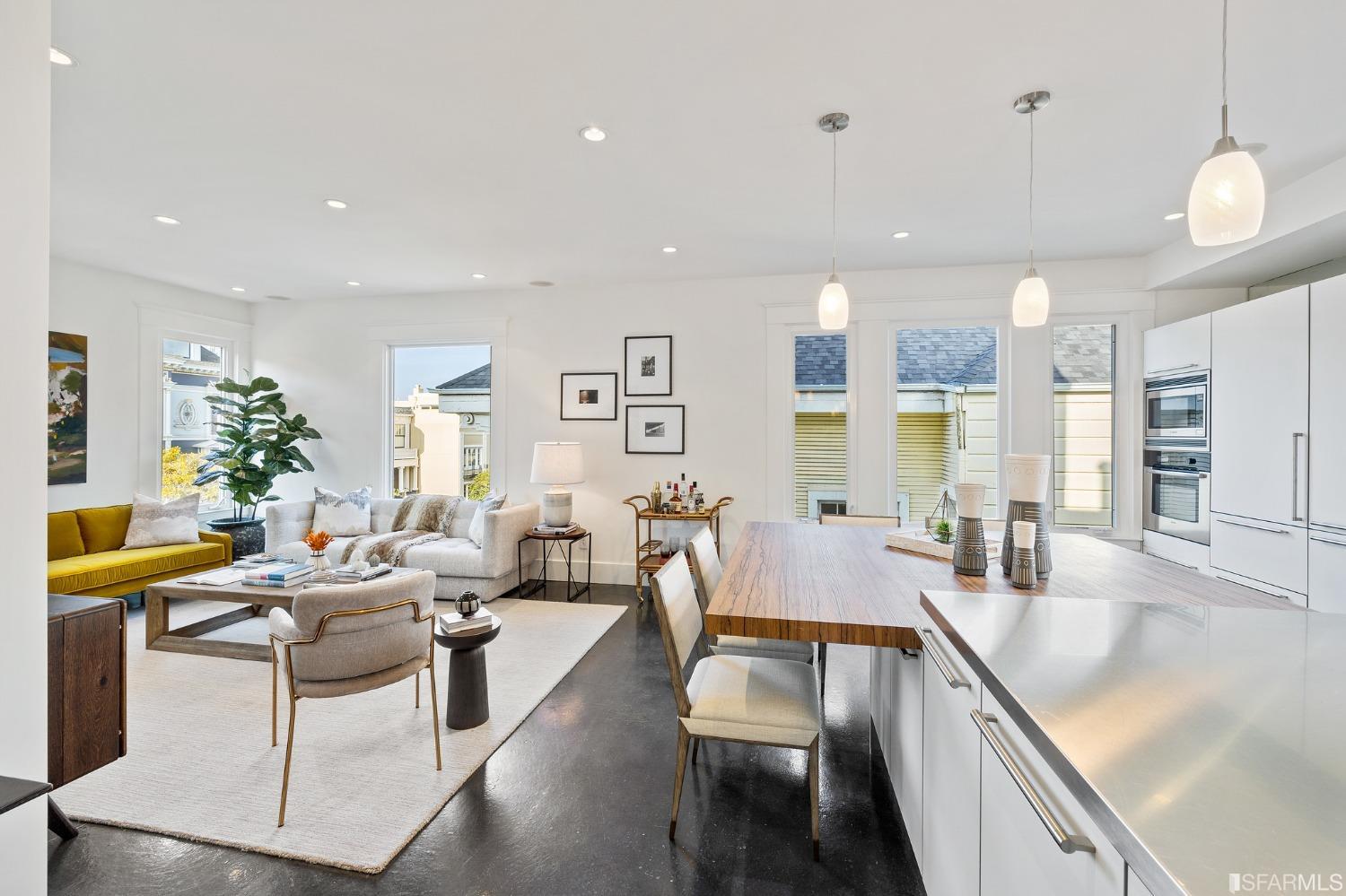 2900 Pierce Street Unit: 4