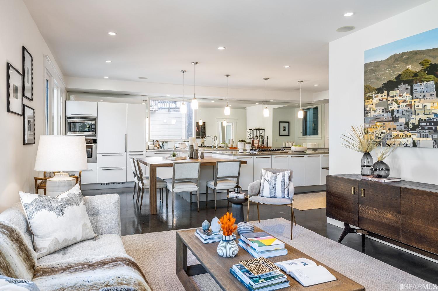 2900 Pierce Street Unit: 4
