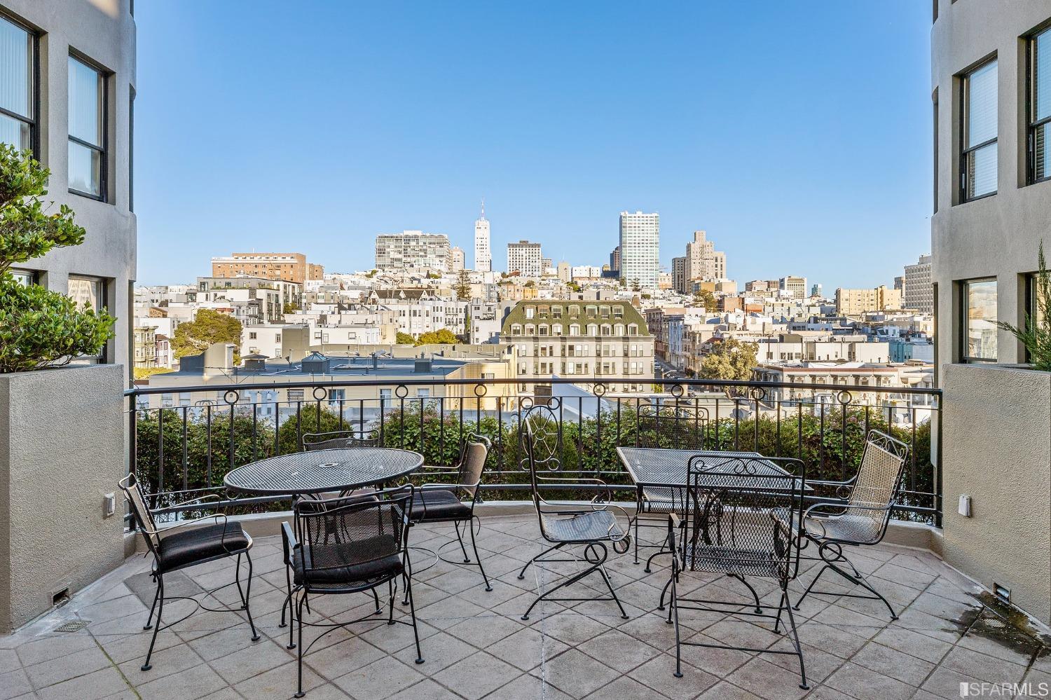 1776 Sacramento Street Unit: 606
