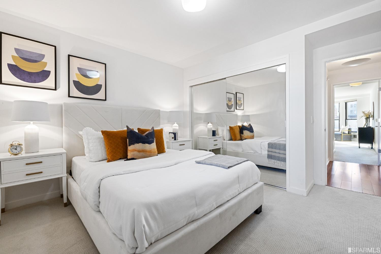 1776 Sacramento Street Unit: 606