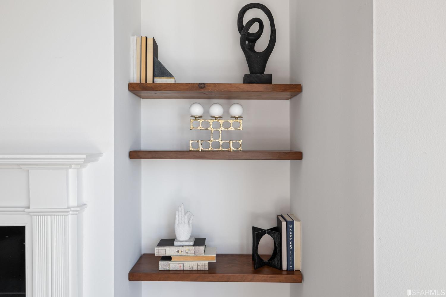 1776 Sacramento Street Unit: 606