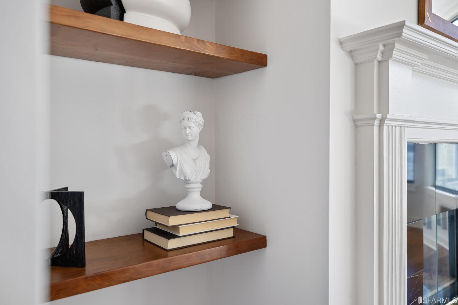 1776 Sacramento Street Unit: 606