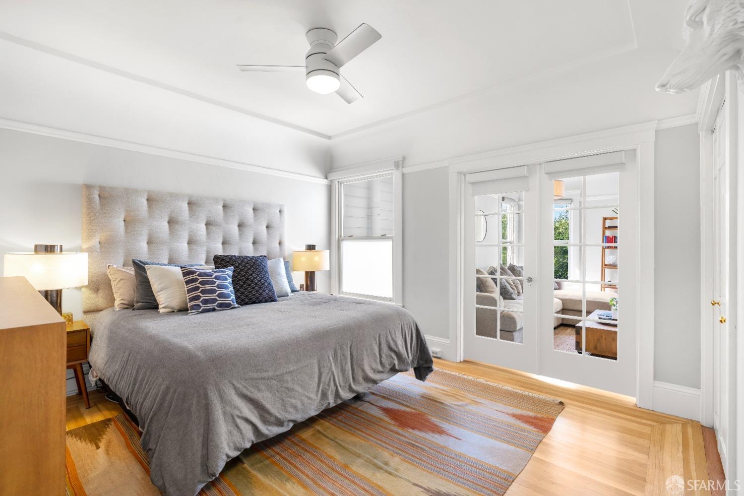 3233 Octavia Street Unit: 4