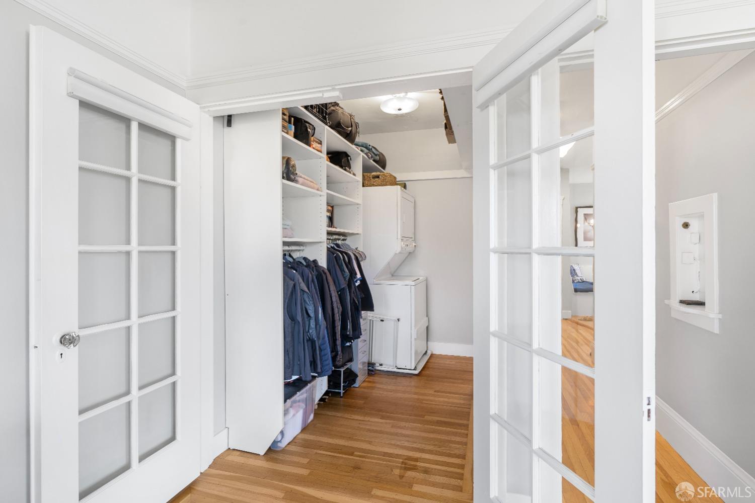 3233 Octavia Street Unit: 4