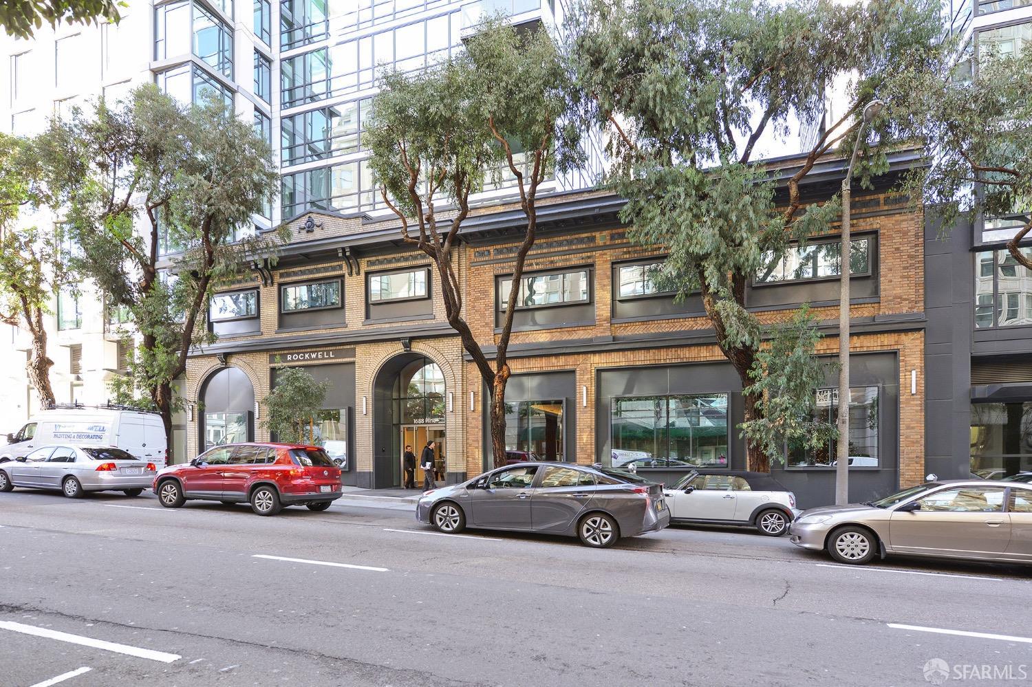 1688 Pine Street Unit: E1206