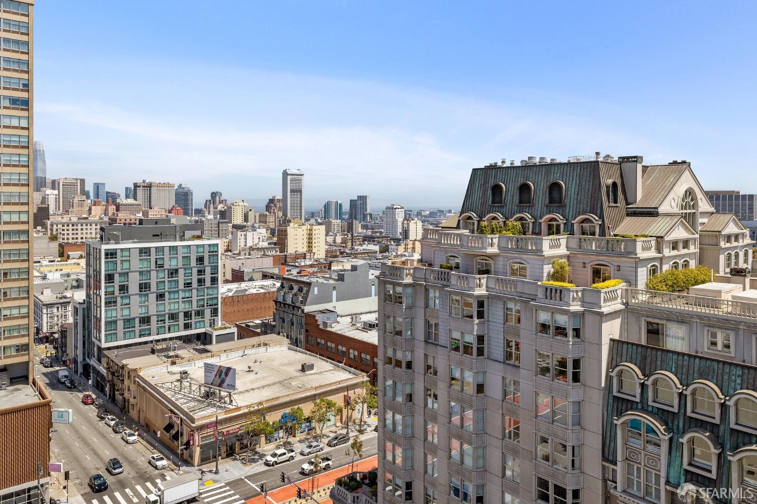 1688 Pine Street Unit: E1206