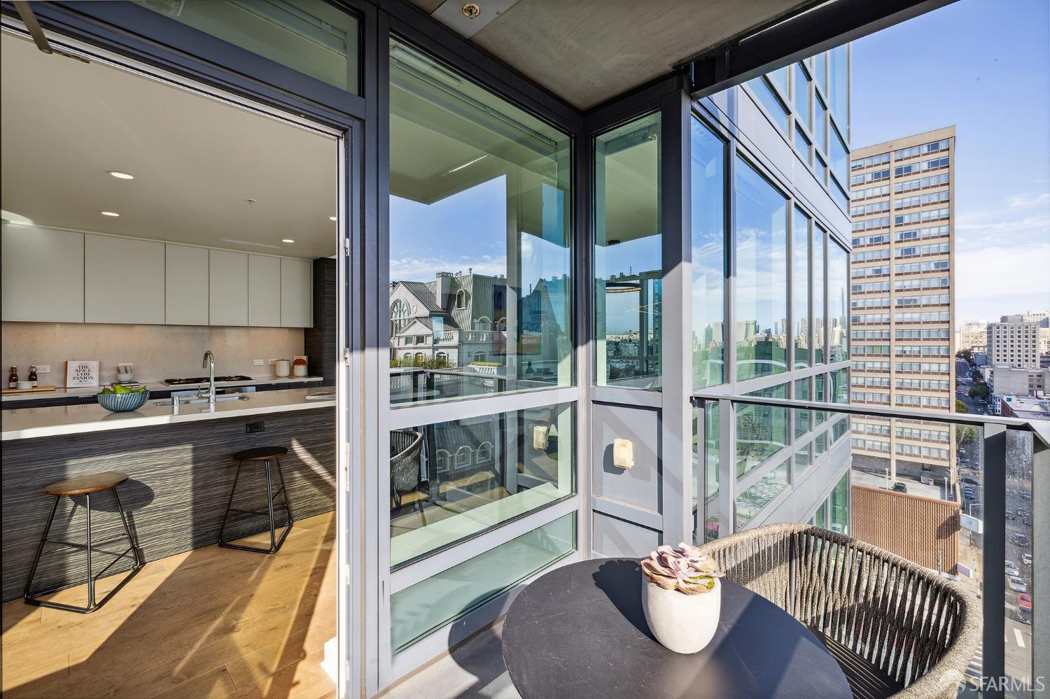 1688 Pine Street Unit: E1206