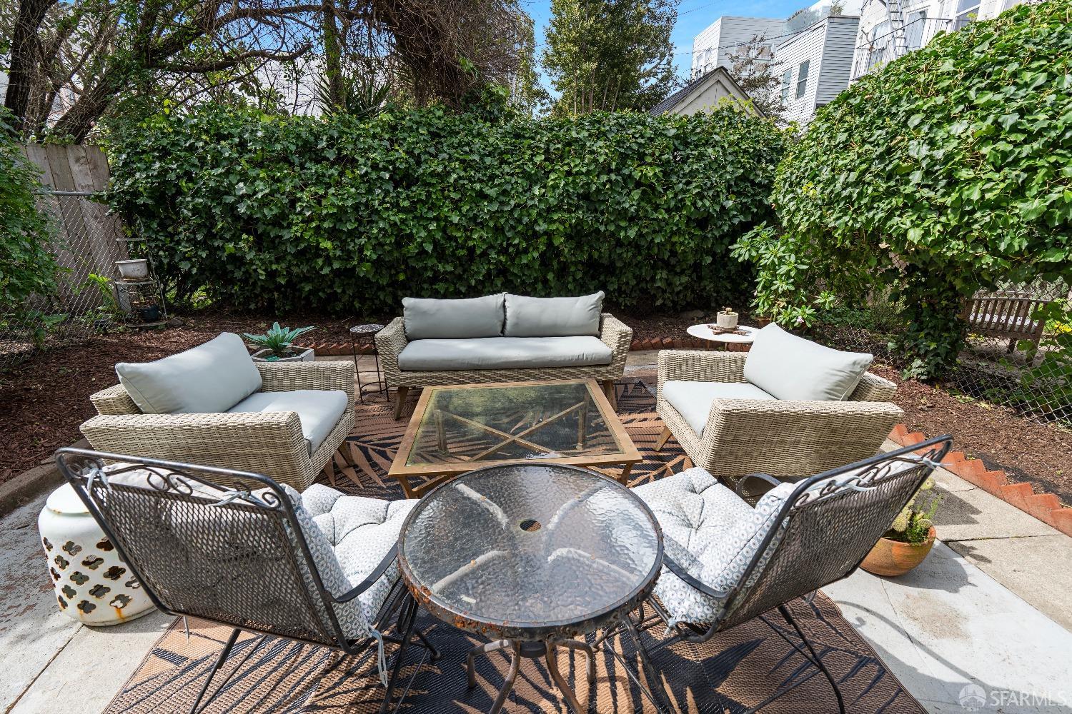 3233 Octavia Street # 1