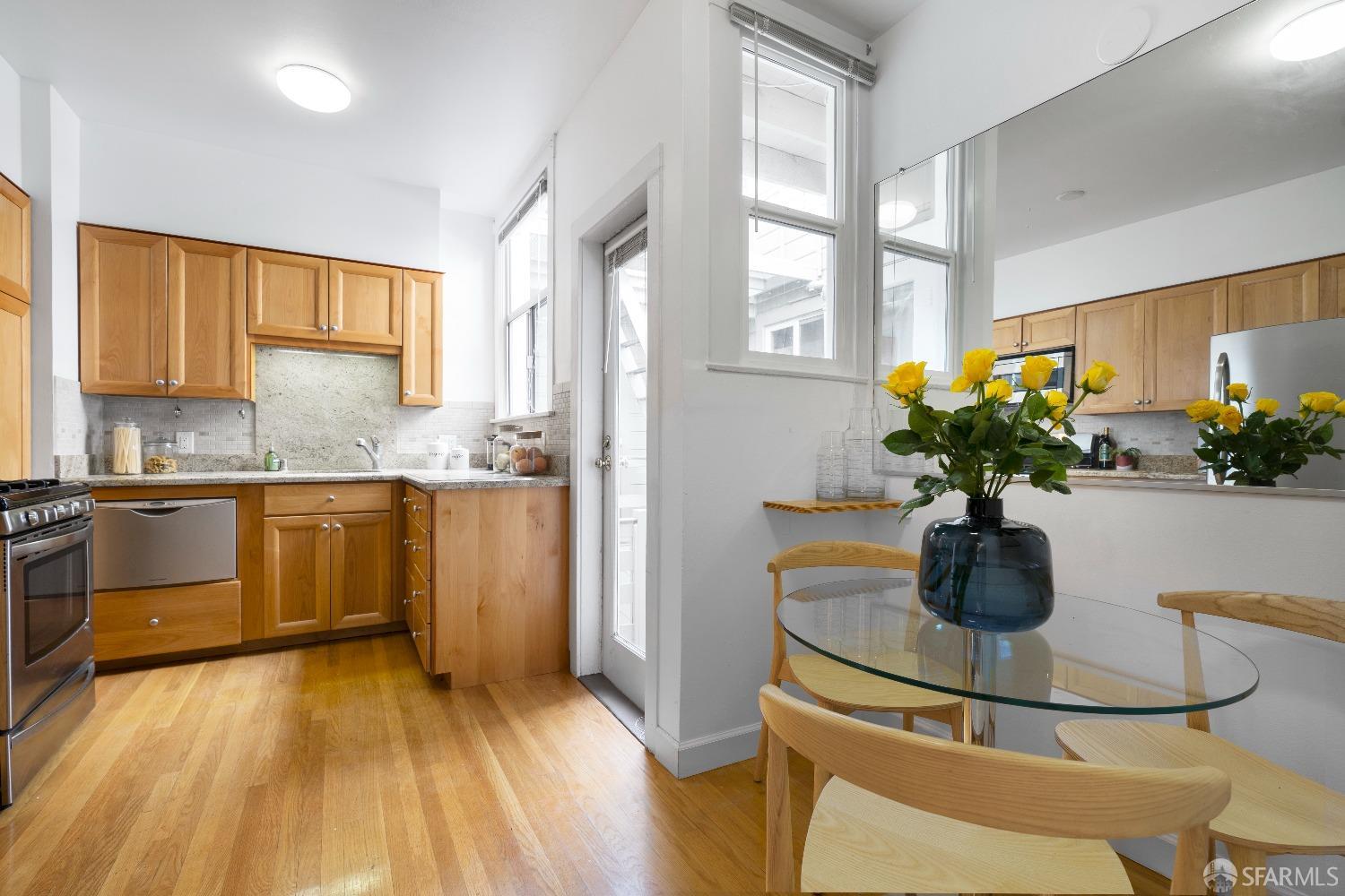 3233 Octavia Street # 1