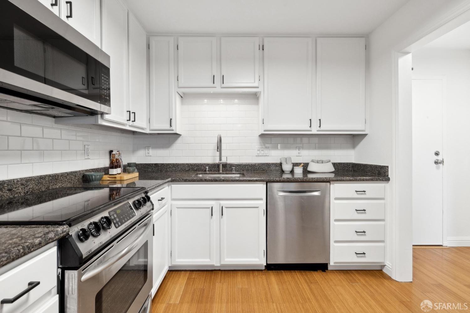 550 South Van Ness Avenue # 104