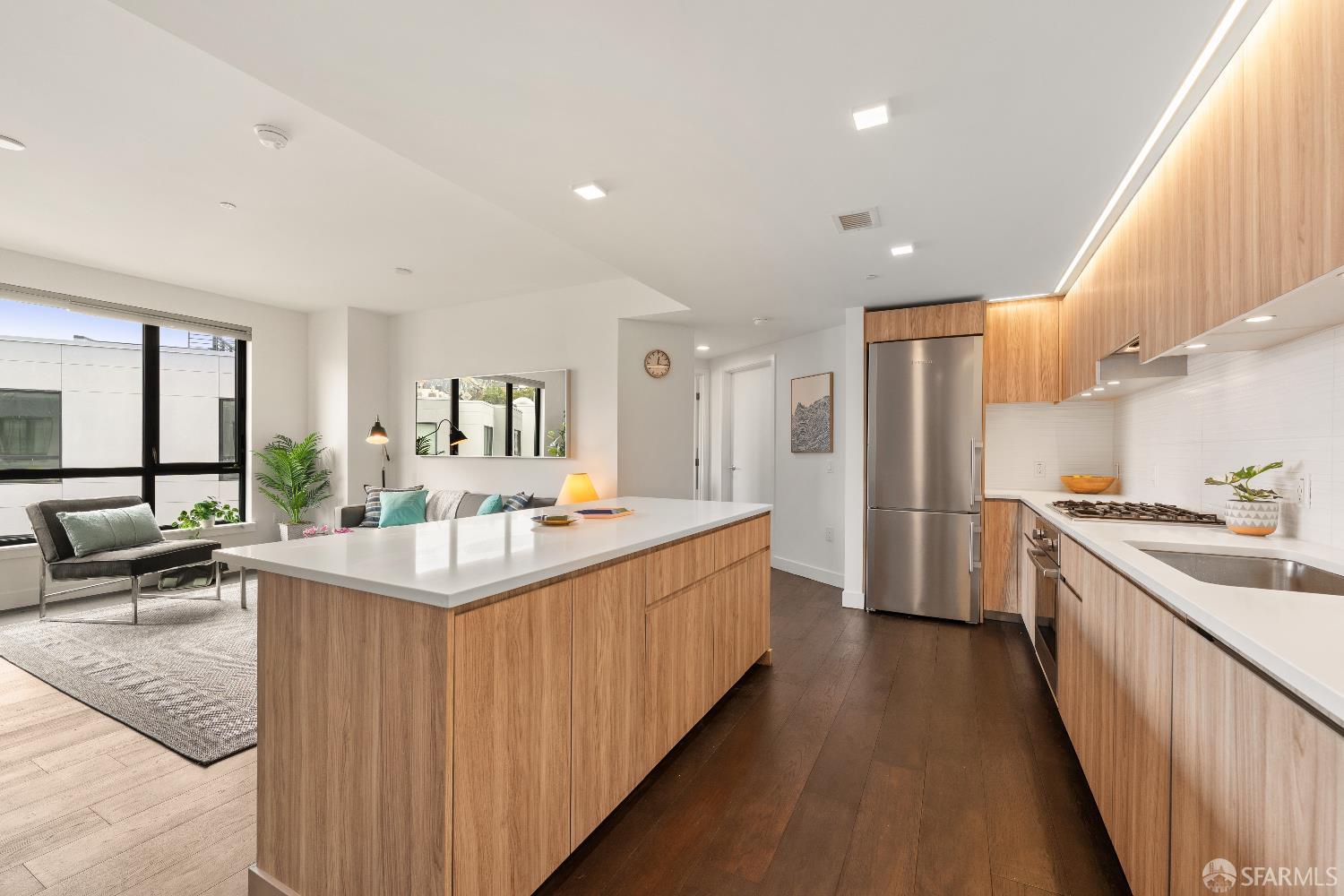 1300 22nd Street # 411