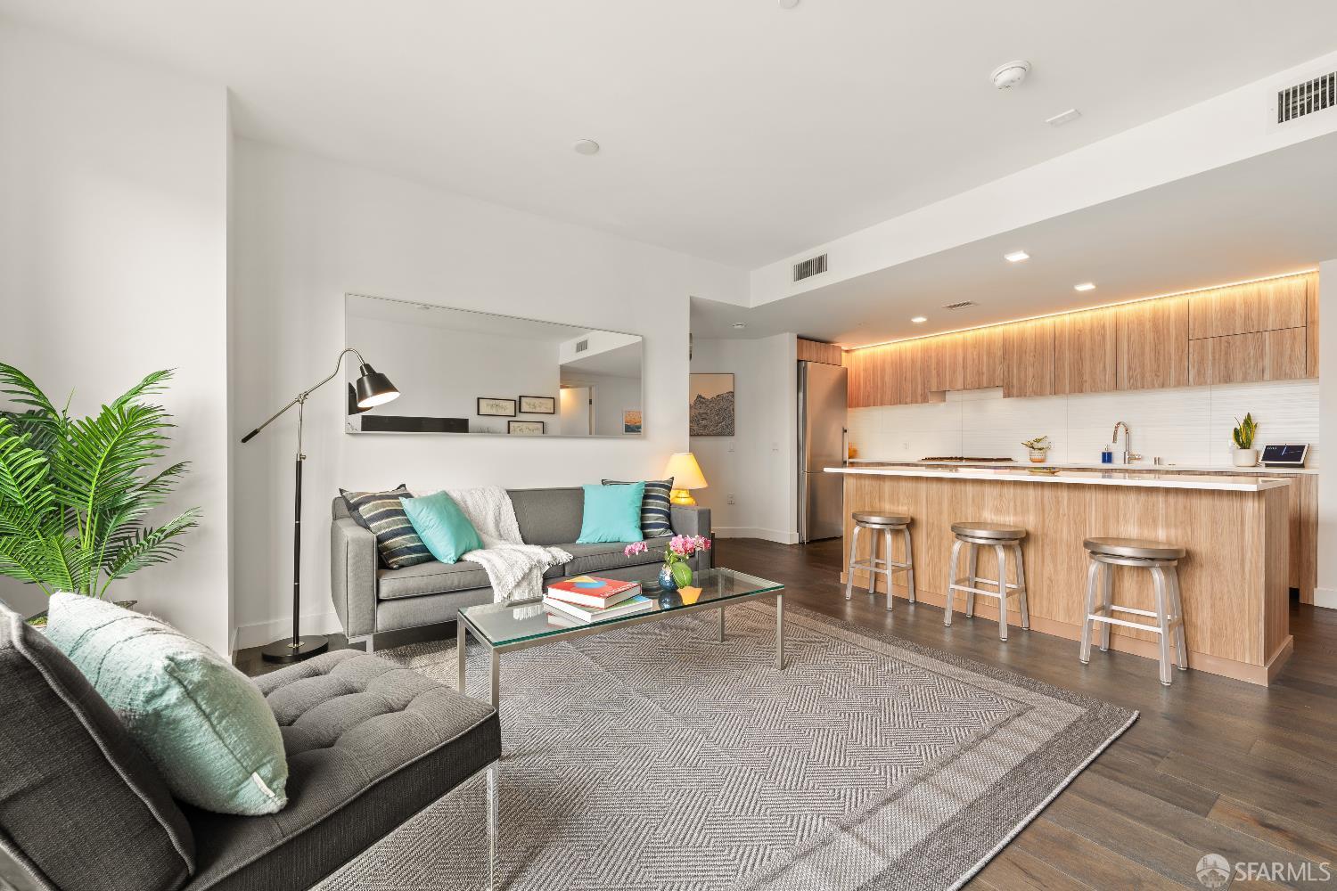 1300 22nd Street # 411