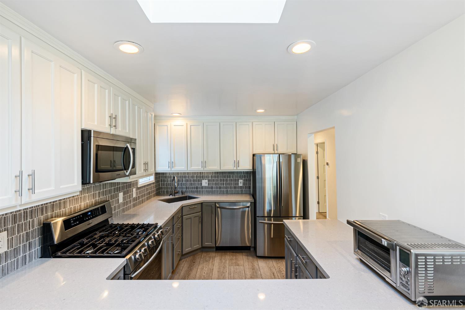 685 Noe Street # 2, San Francisco Unit: 2