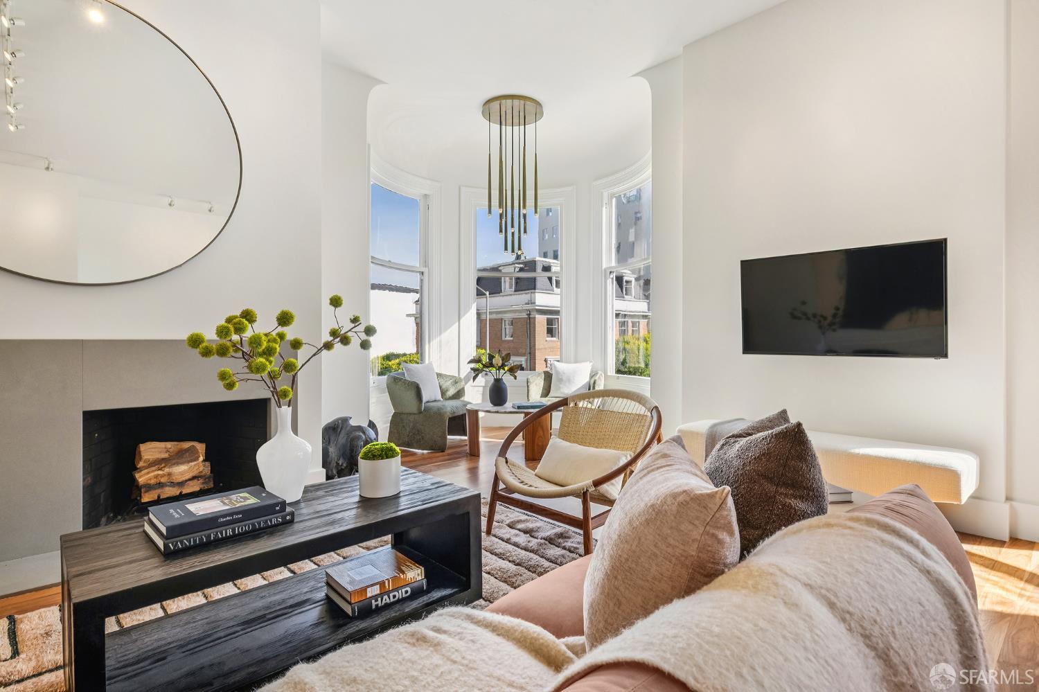 2459 Buchanan Street