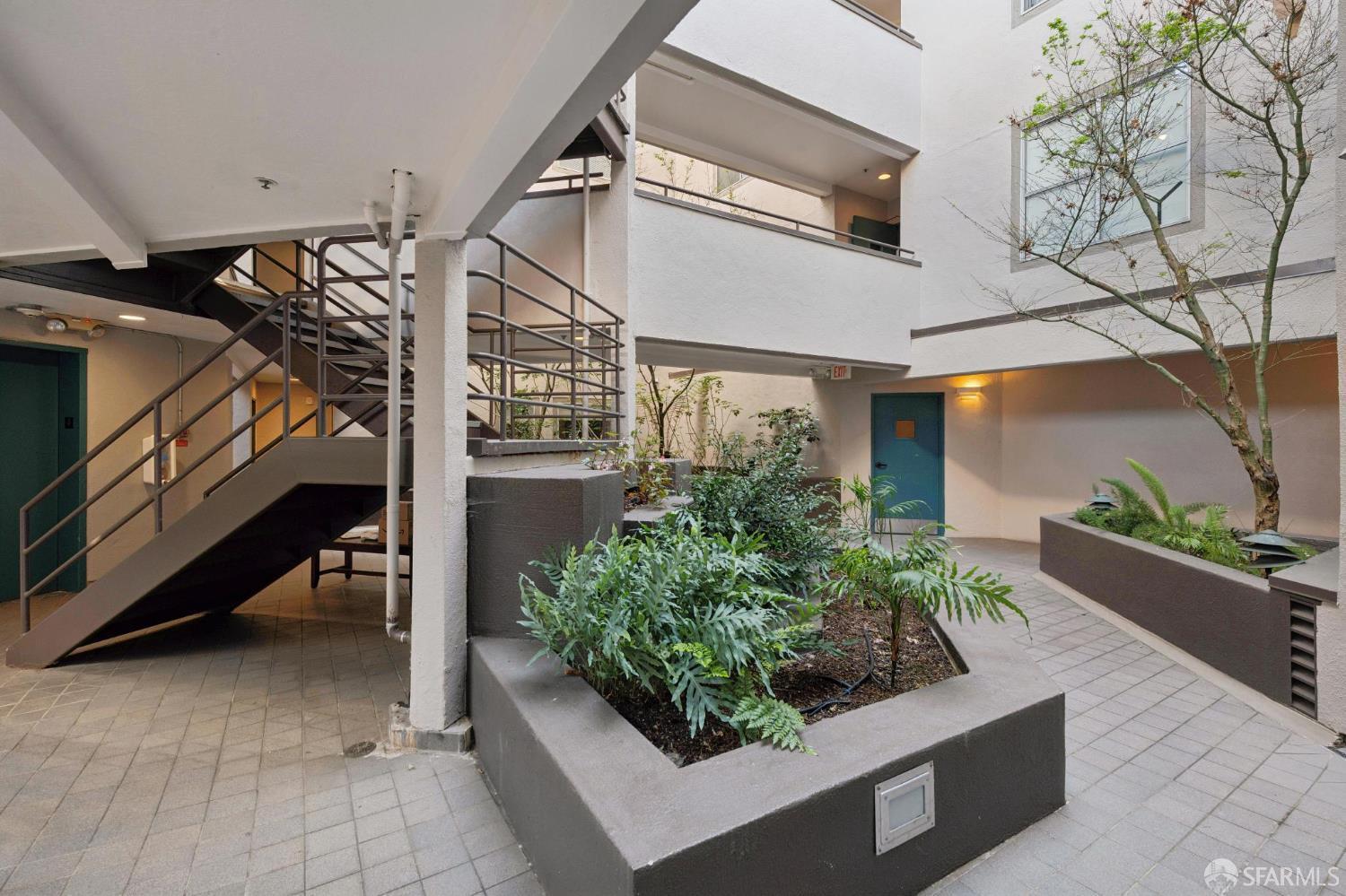 1945 Washington Street # 506