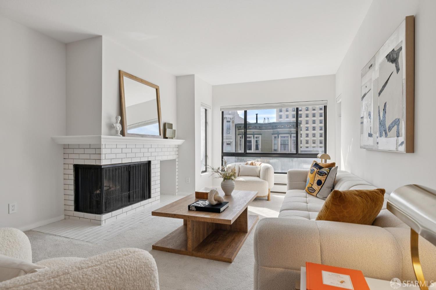 1350 California Street # 302