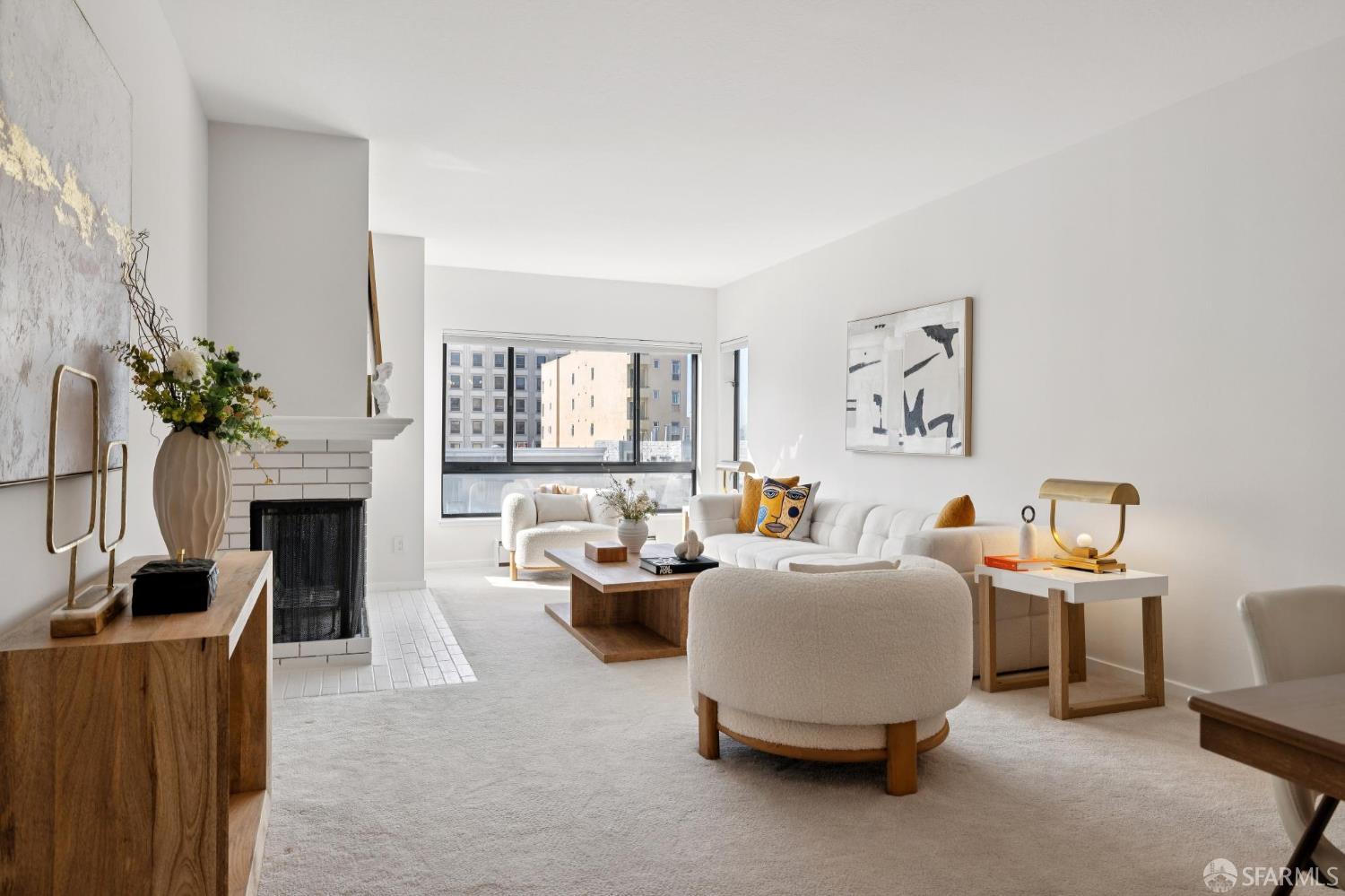 1350 California Street # 302