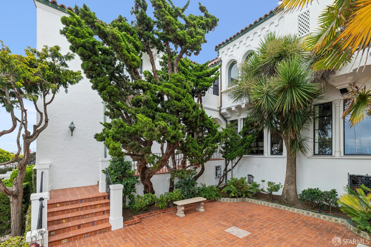 675 Marina Boulevard
