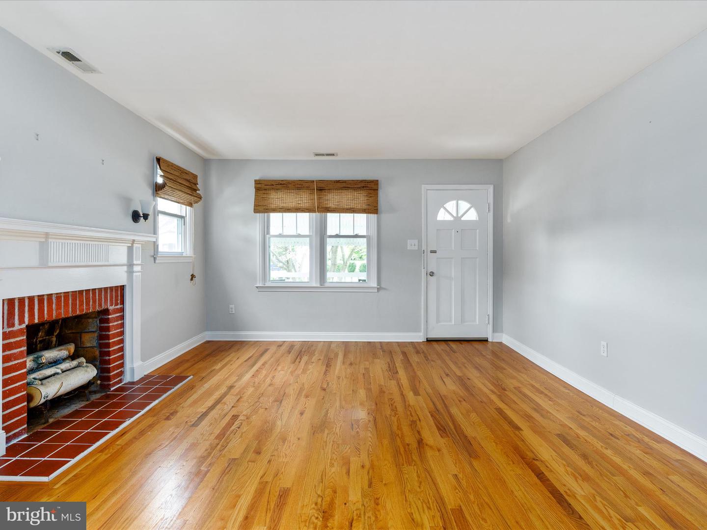 232 Walnut St