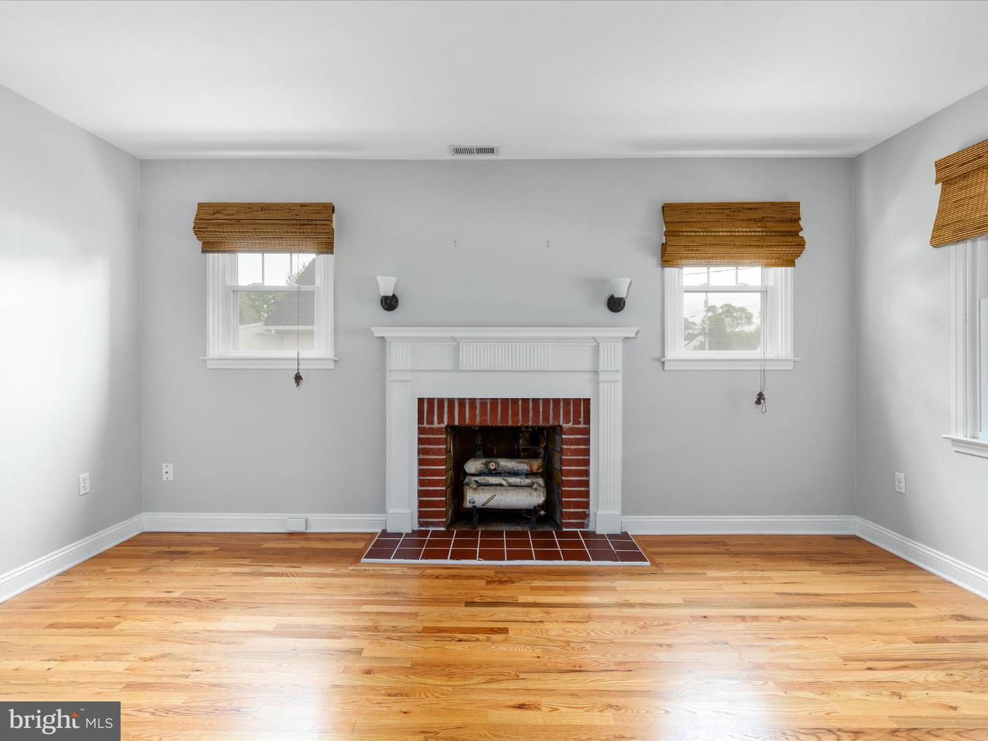 232 Walnut St