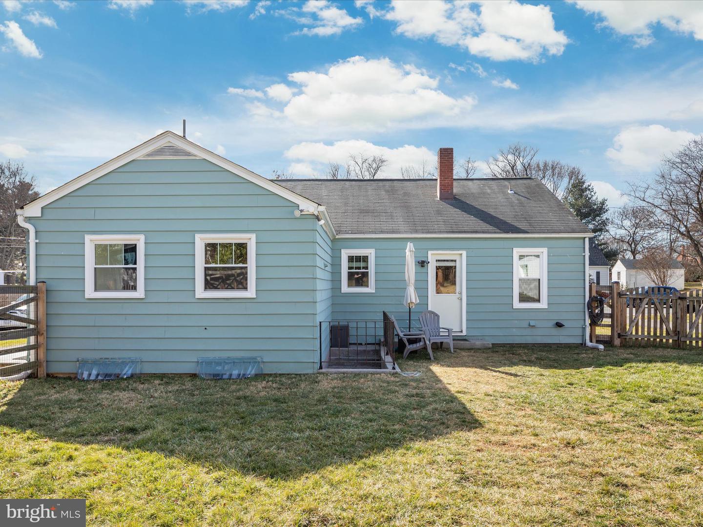 232 Walnut St