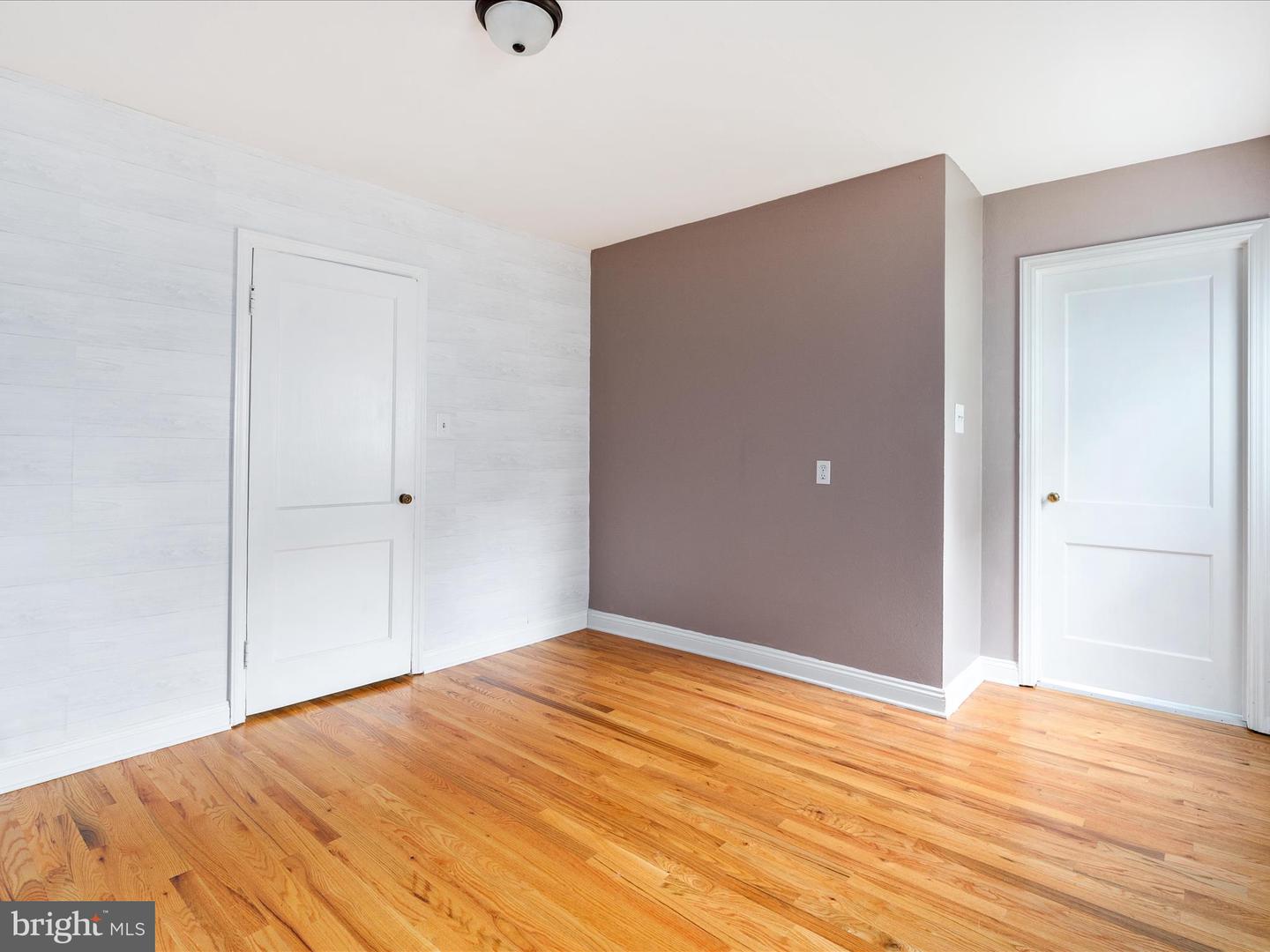 232 Walnut St