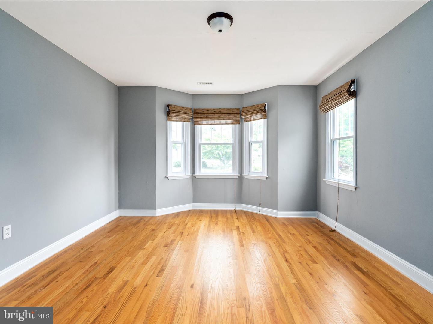 232 Walnut St
