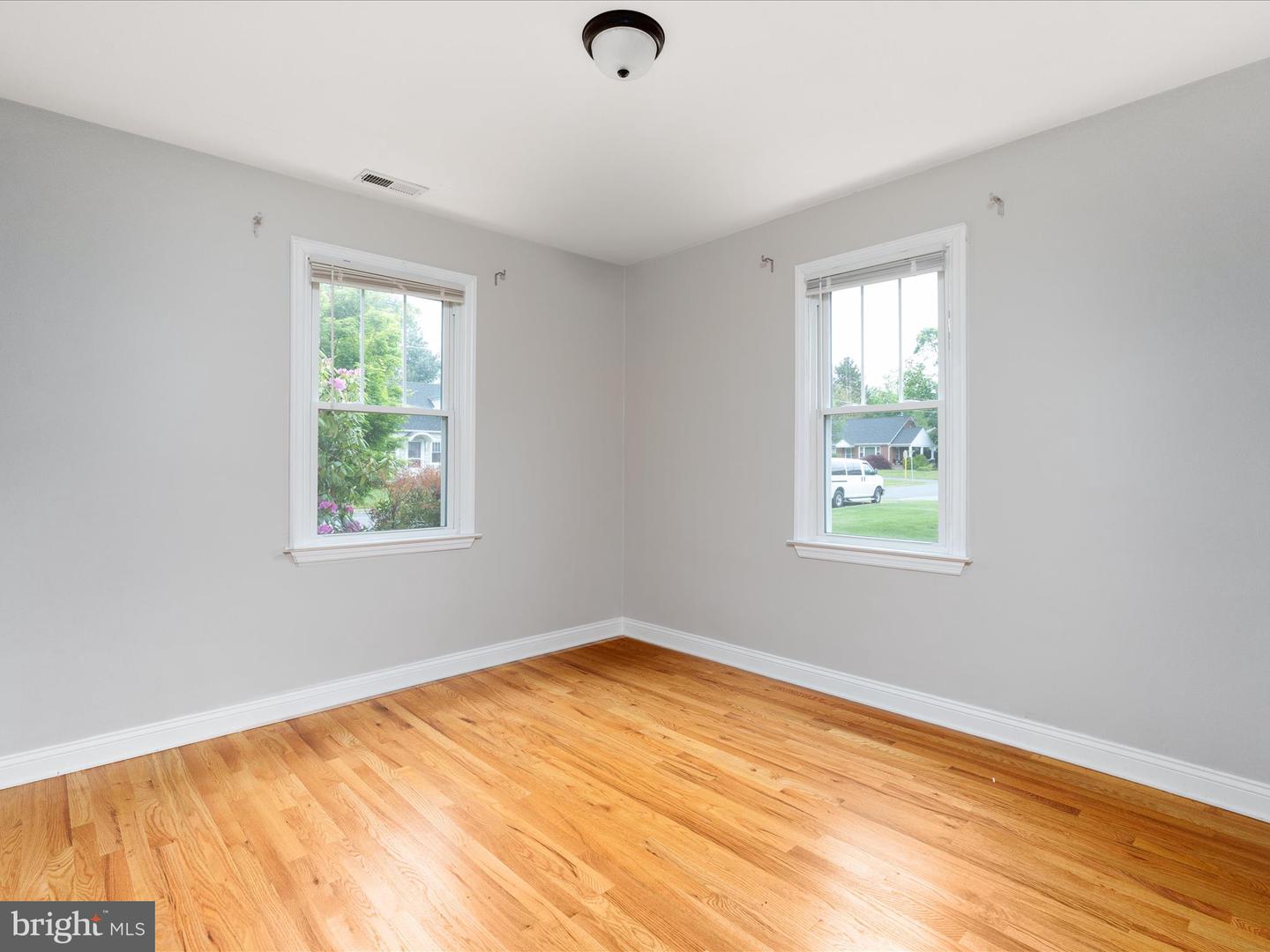 232 Walnut St