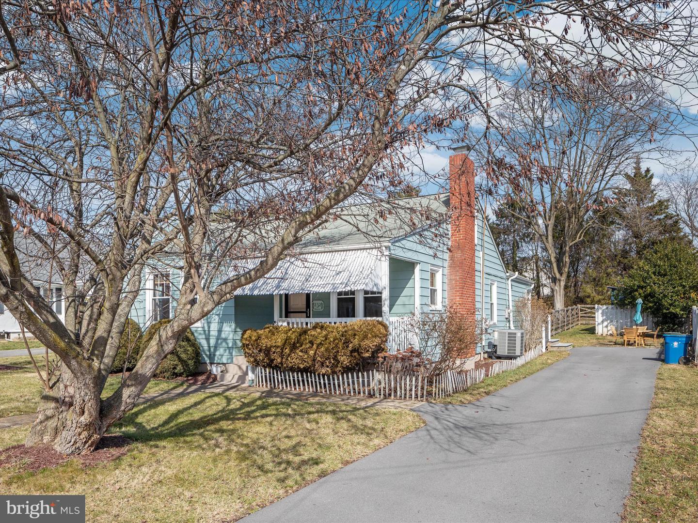 232 Walnut St