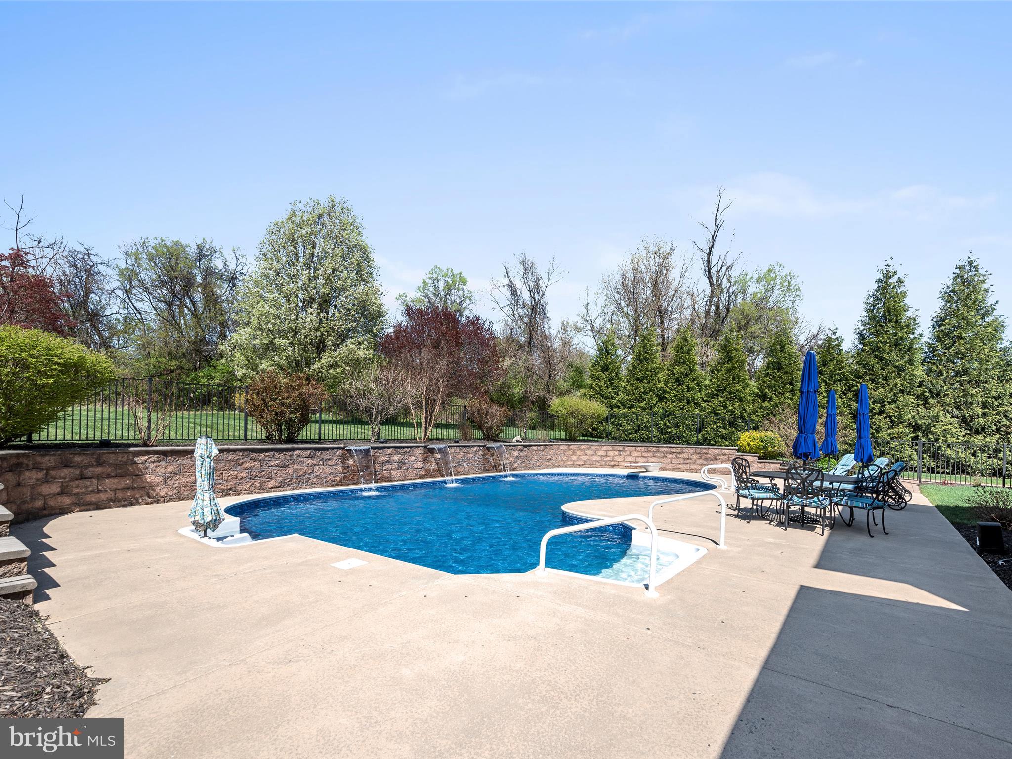 205 Tyson Dr