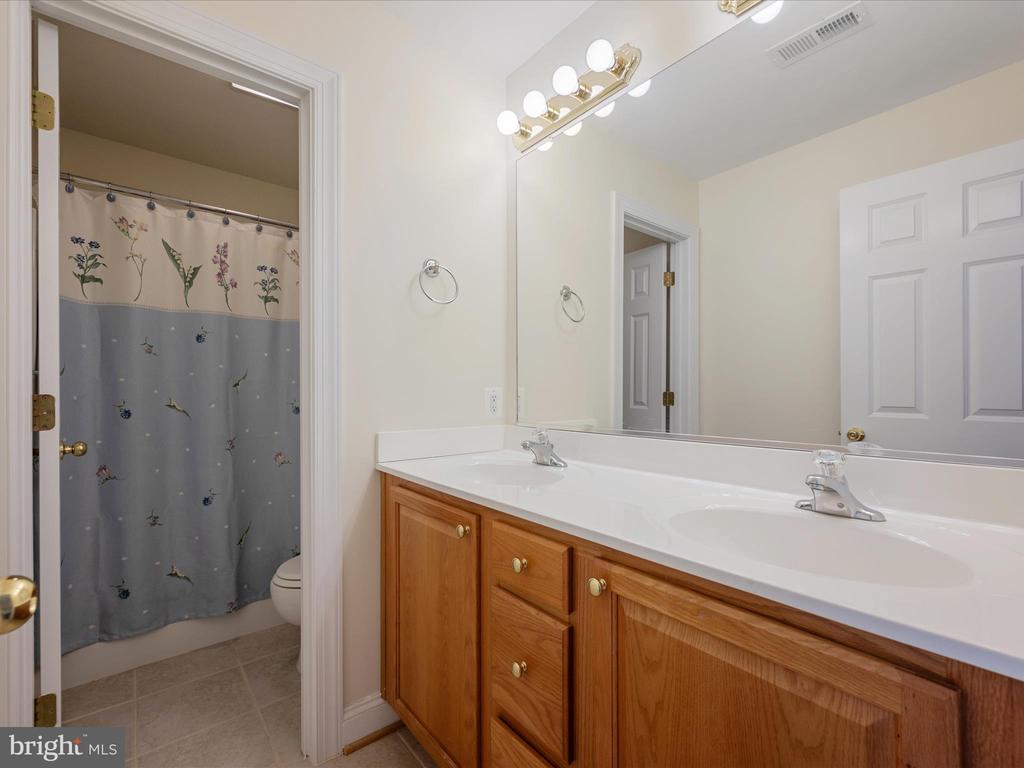 205 Tyson Dr