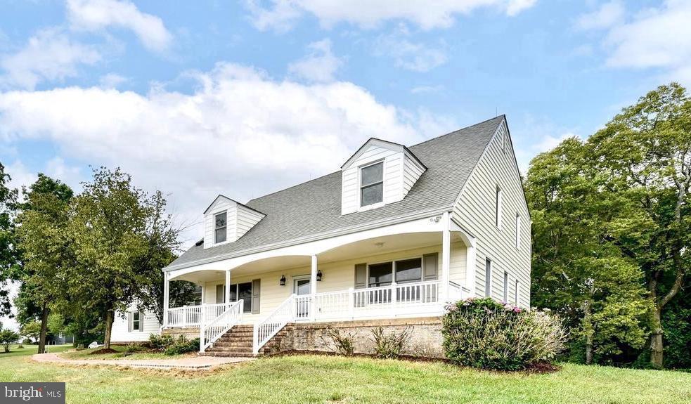 8389 MEADOWS RD