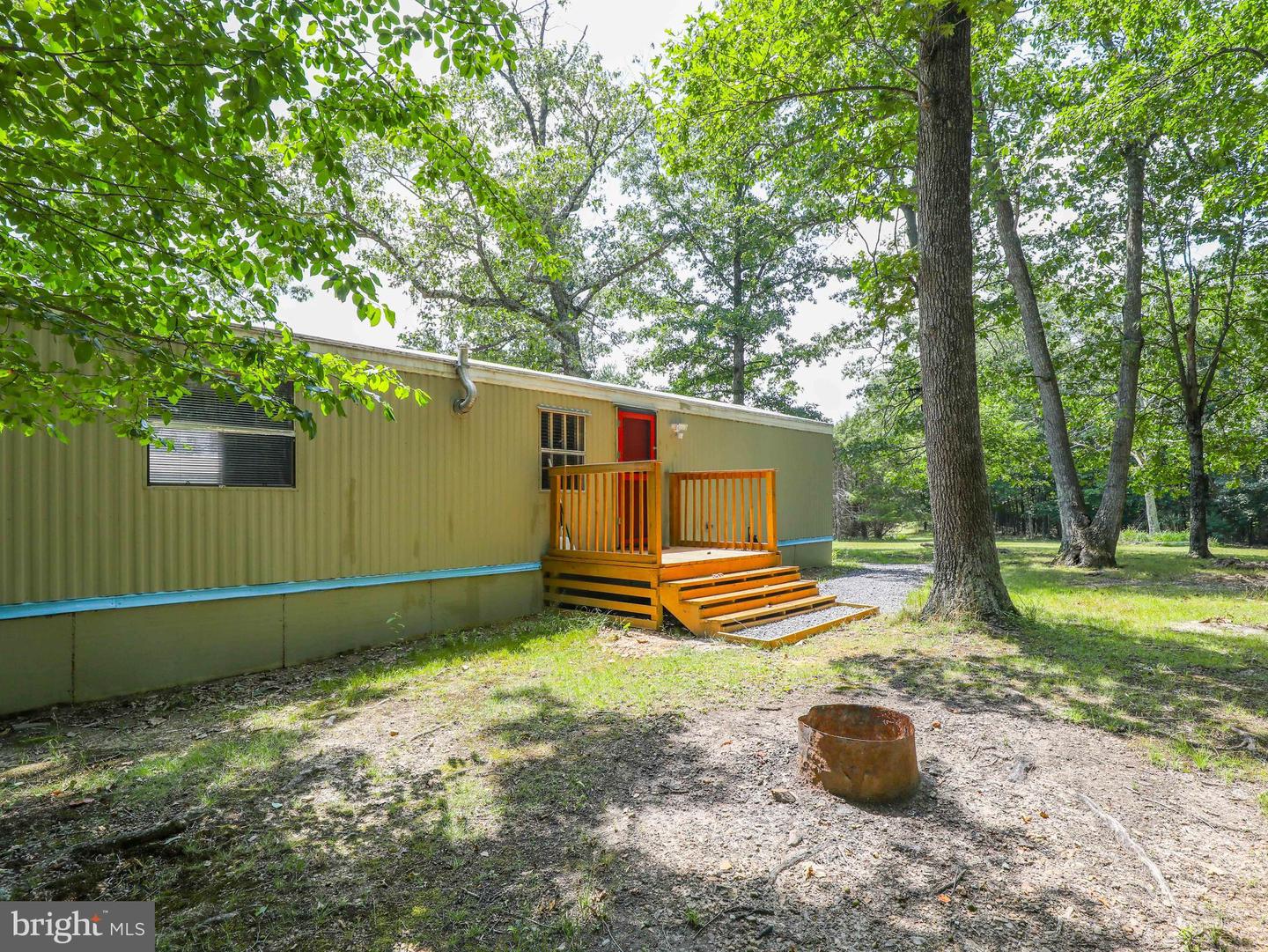 285 Wolfrey Ln