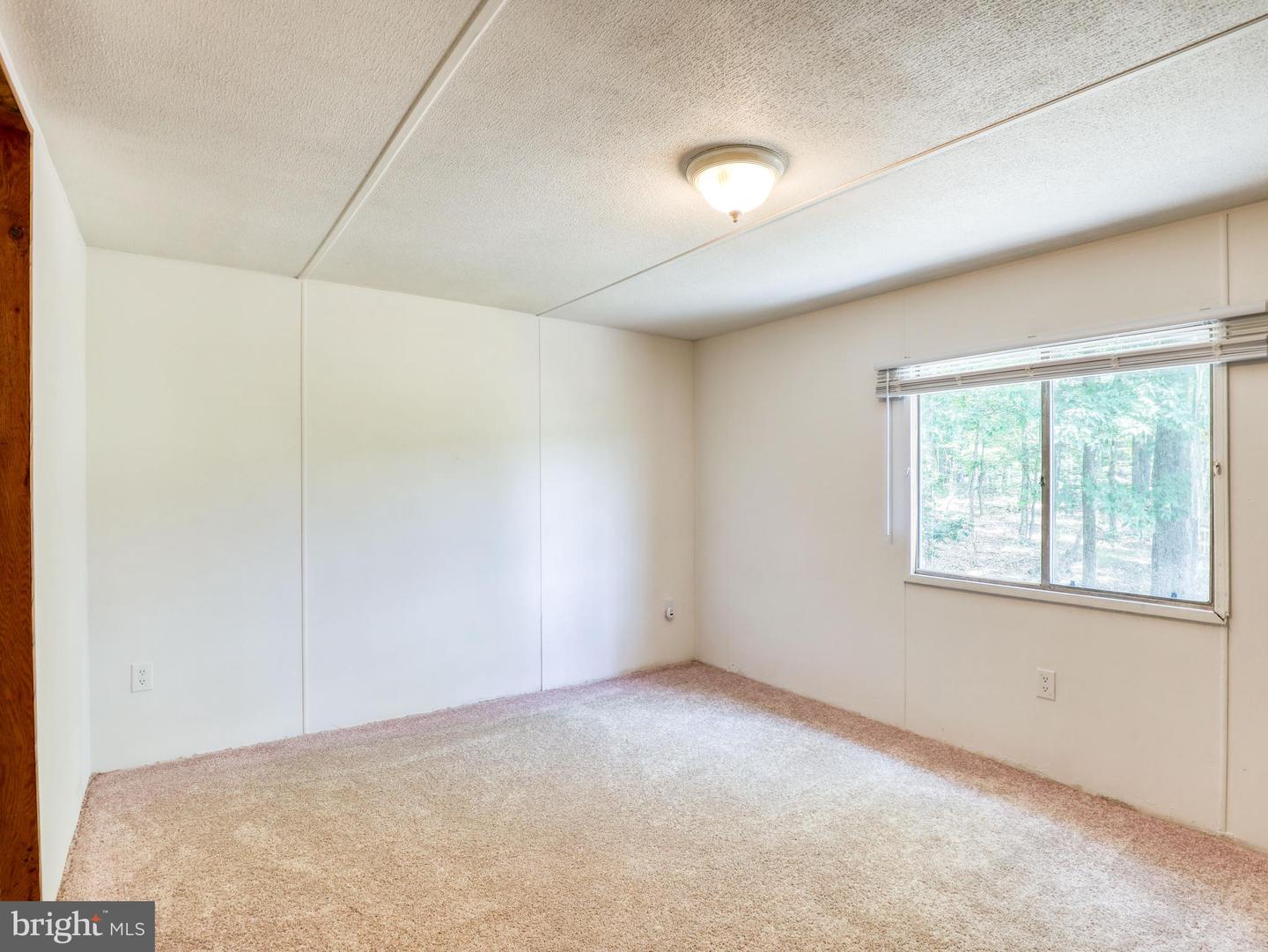 285 Wolfrey Ln