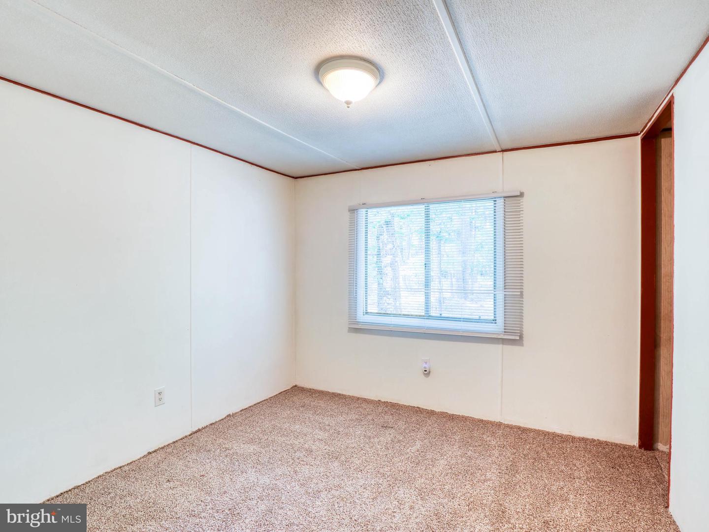 285 Wolfrey Ln