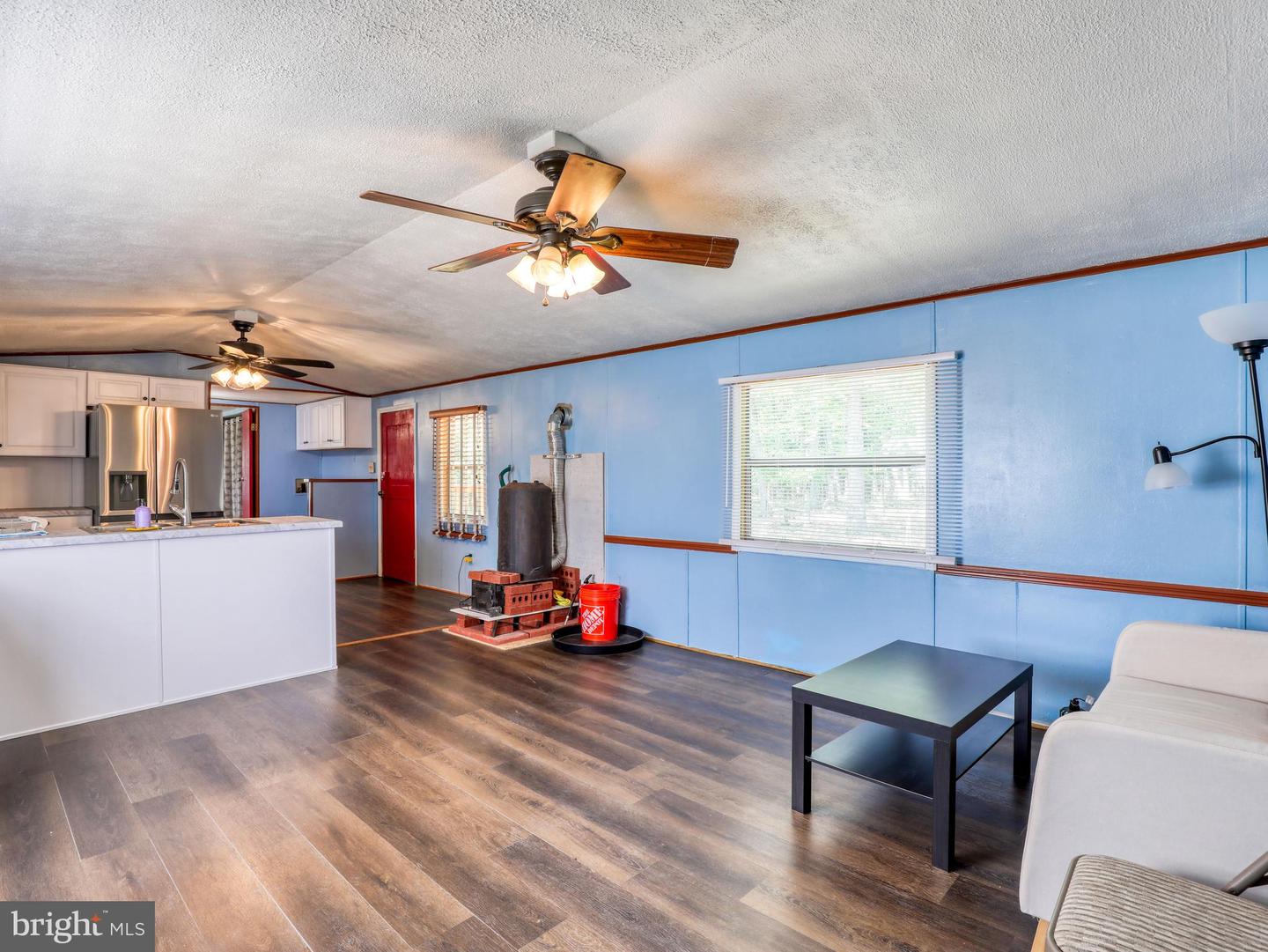 285 Wolfrey Ln