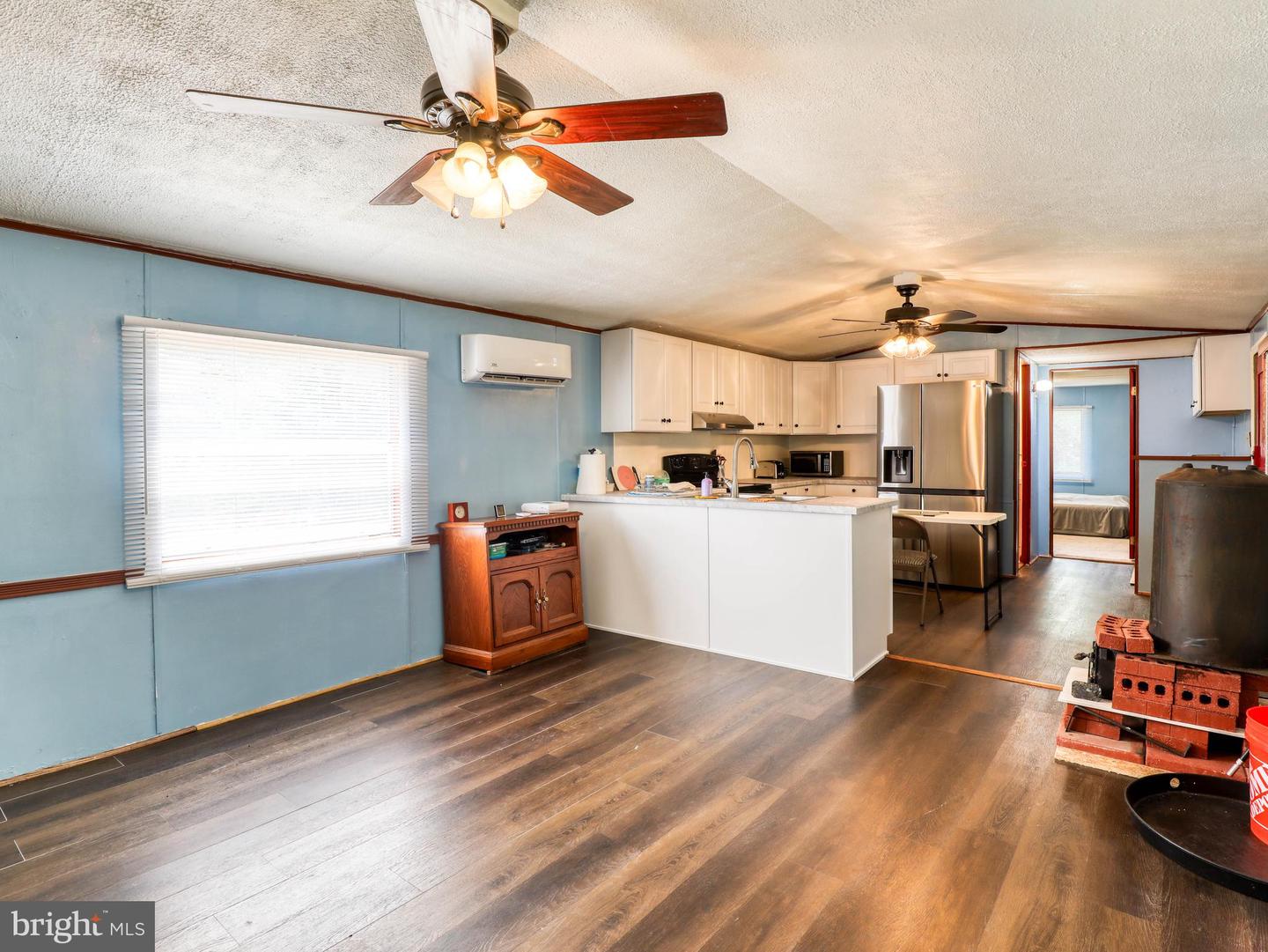 285 Wolfrey Ln