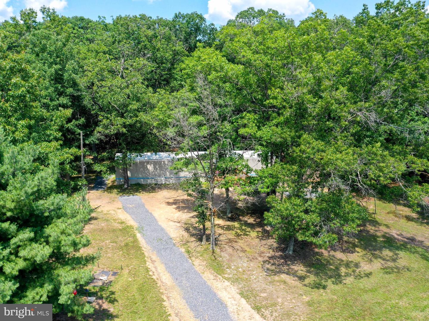 285 Wolfrey Ln