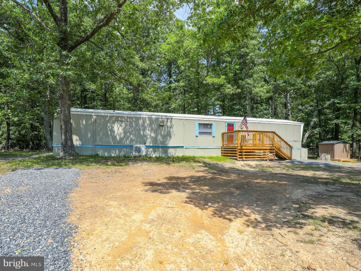 285 Wolfrey Ln