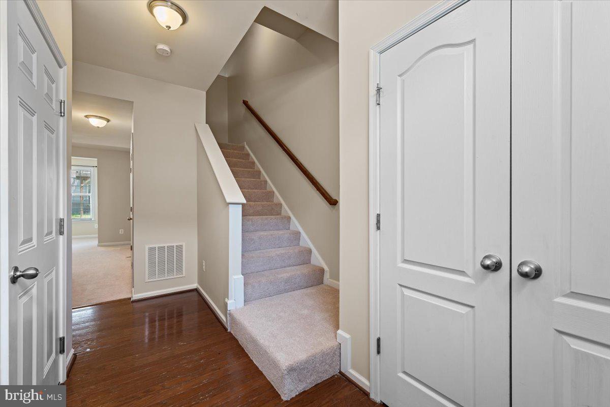 244 Schramm Loop