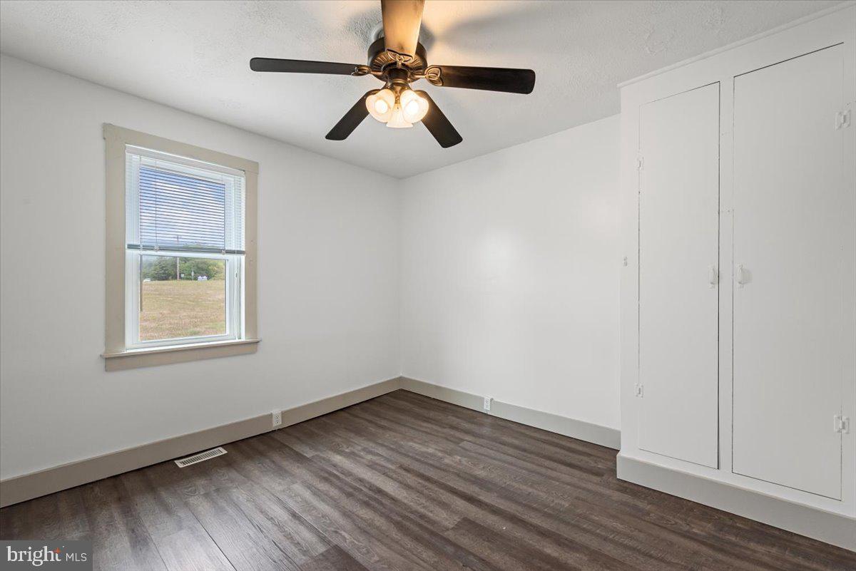 127 Mountain Falls Rd