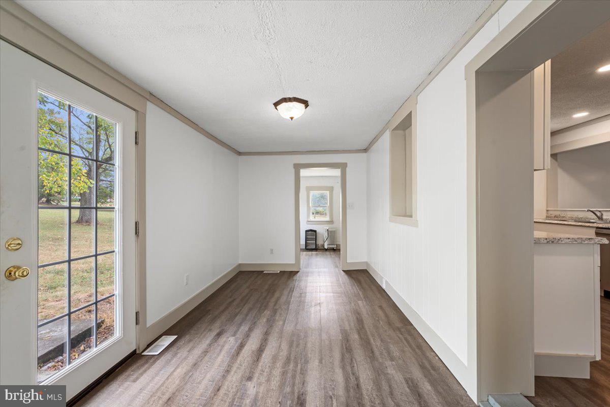 127 Mountain Falls Rd