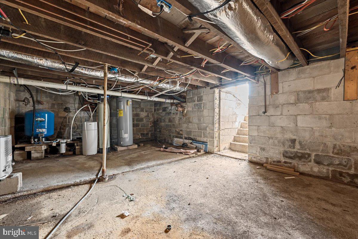 127 Mountain Falls Rd