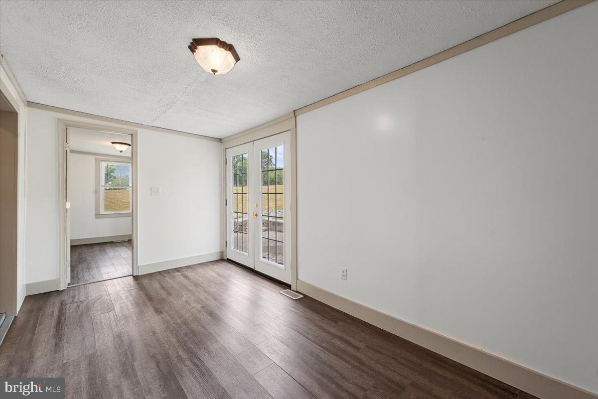 127 Mountain Falls Rd