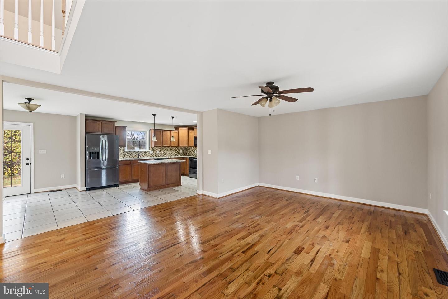 220 Crimson Dr