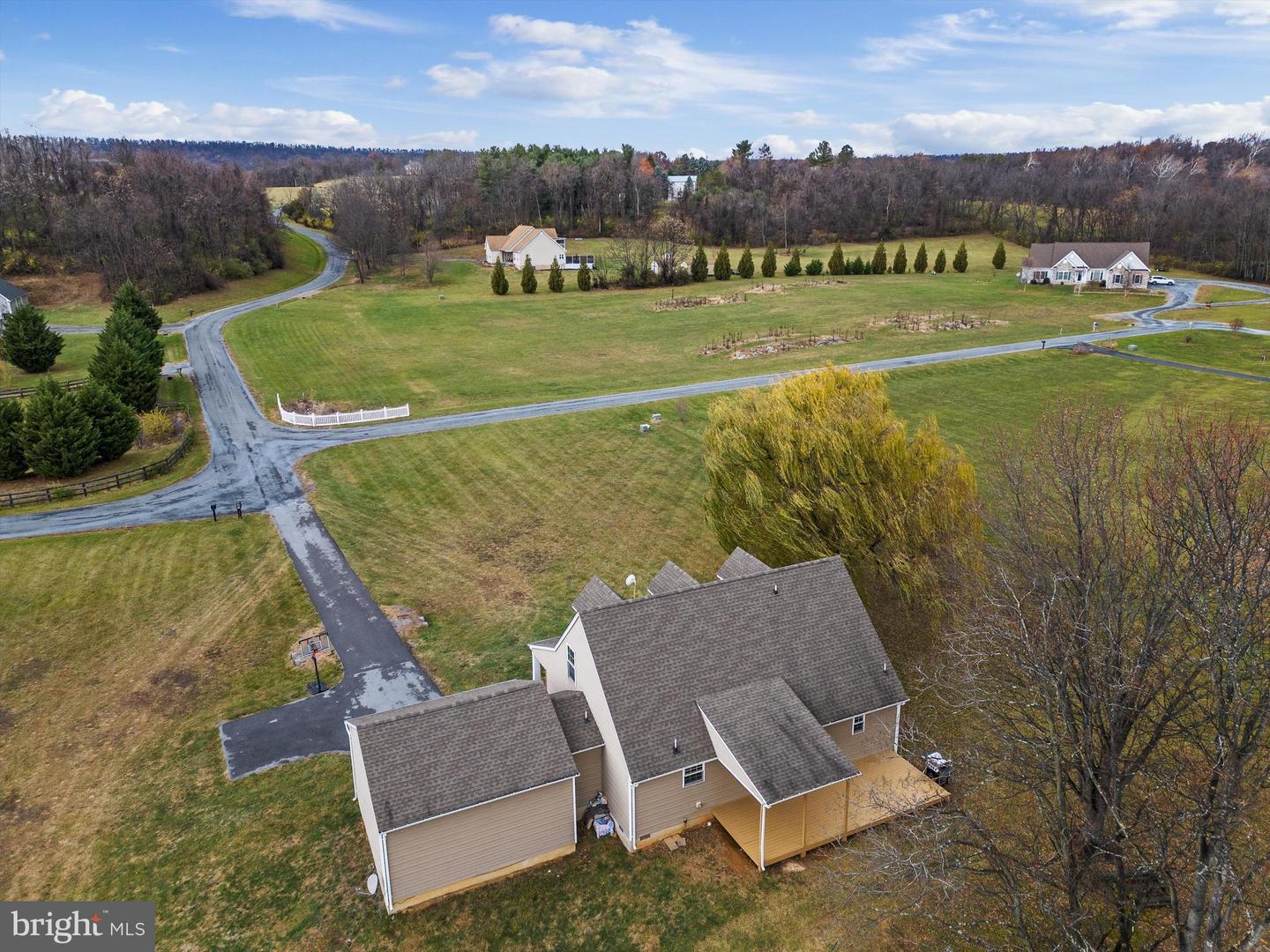 220 Crimson Dr