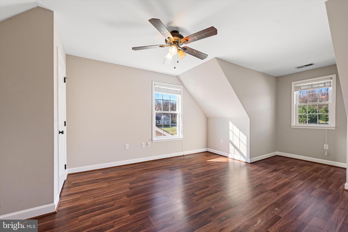 220 Crimson Dr