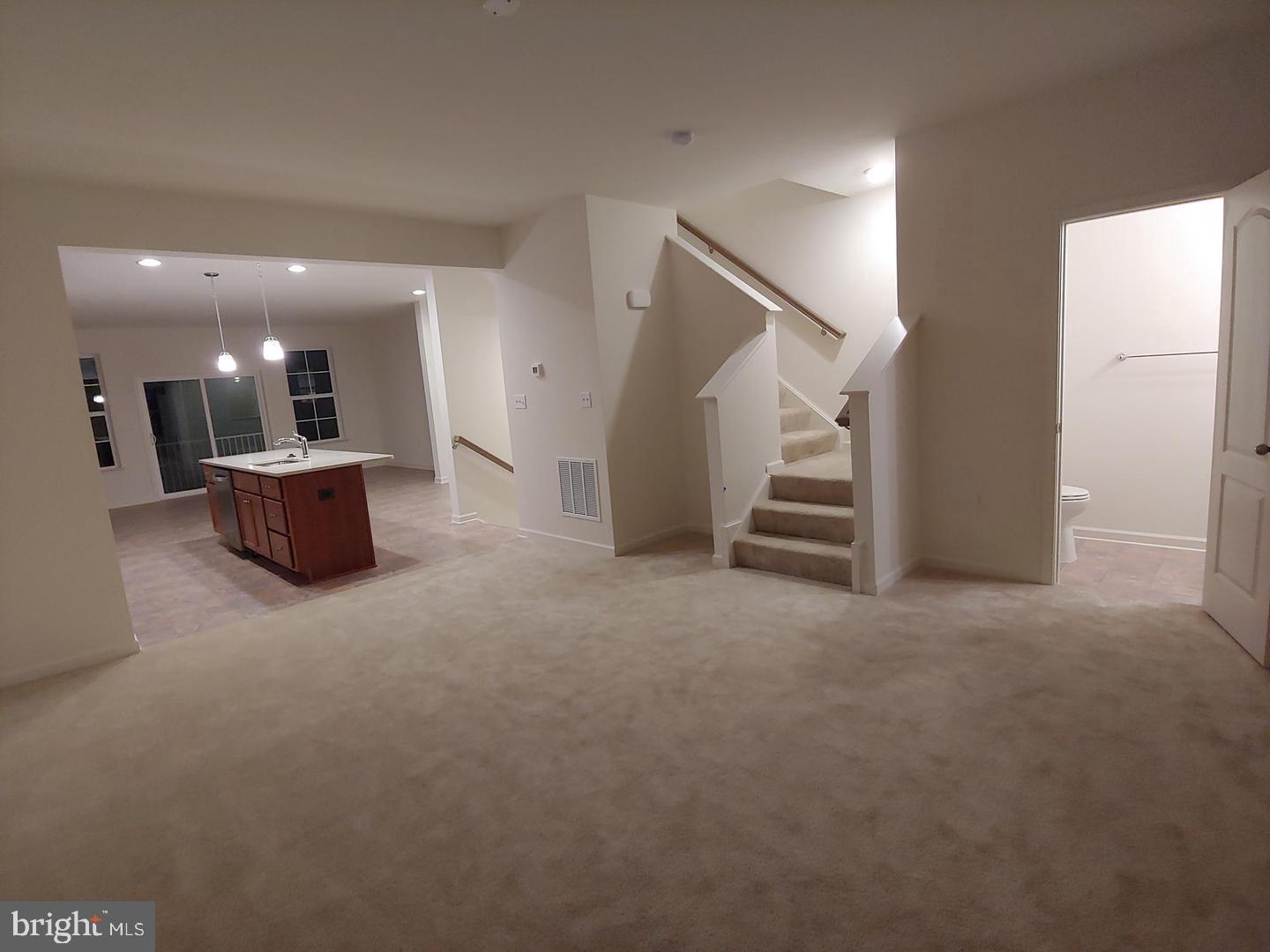 117 Stribling Way