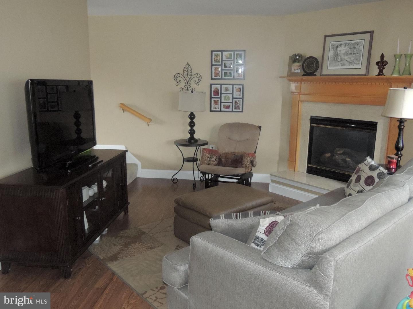 103 Ladyslipper Dr