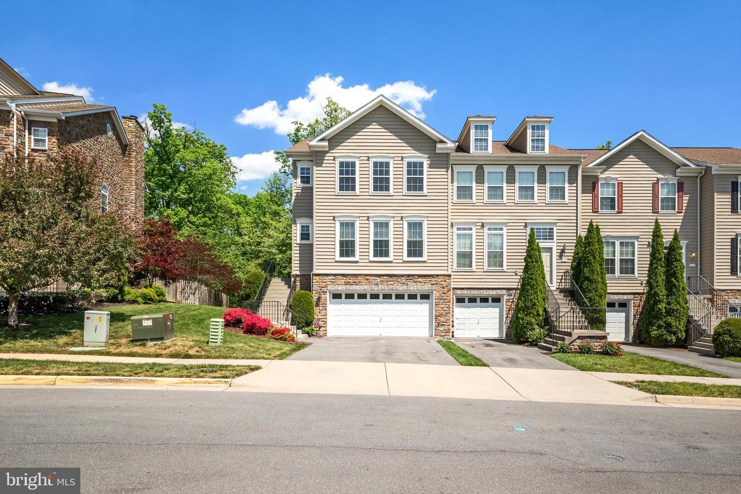 111 Cheshire Ct